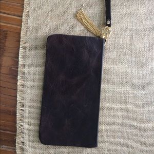 Moss Mills Wristlet Brown Leather
